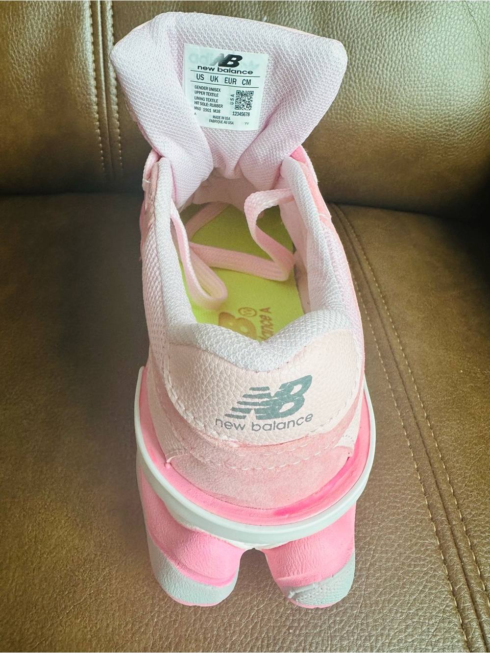New Balance Pink Women's 9060 Sneakers - Soft Pink size 10 - Picture 4 of 5